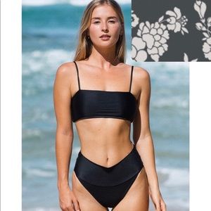 ❌SOLD❌ Acacia Echo Bottoms